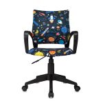 Кресло детское Helmi HL-K95 R (695) "Airy", спинка сетка/сиденье ткань с рисунком шаттл мультиколор, пиастра