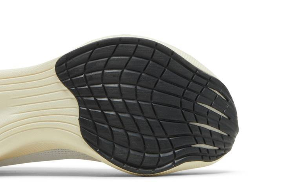 Кроссовки Nike Zoomx Vaporfly Next 2 (Женская размерная сетка)