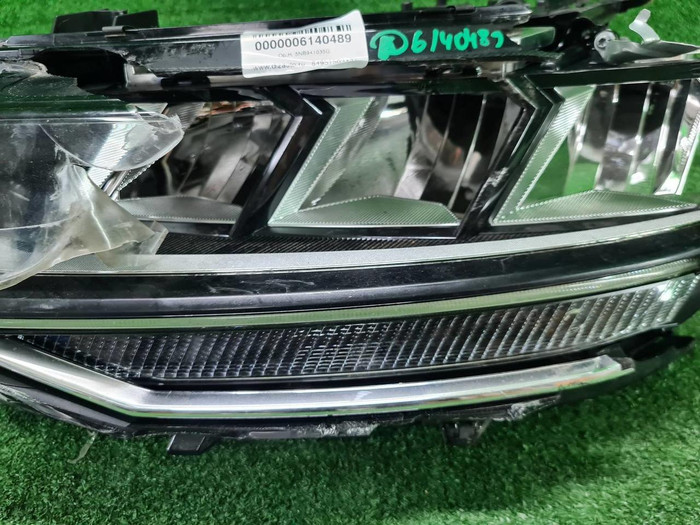 Битая Фара левая VW Tiguan 2 (2020-н.в.) LED