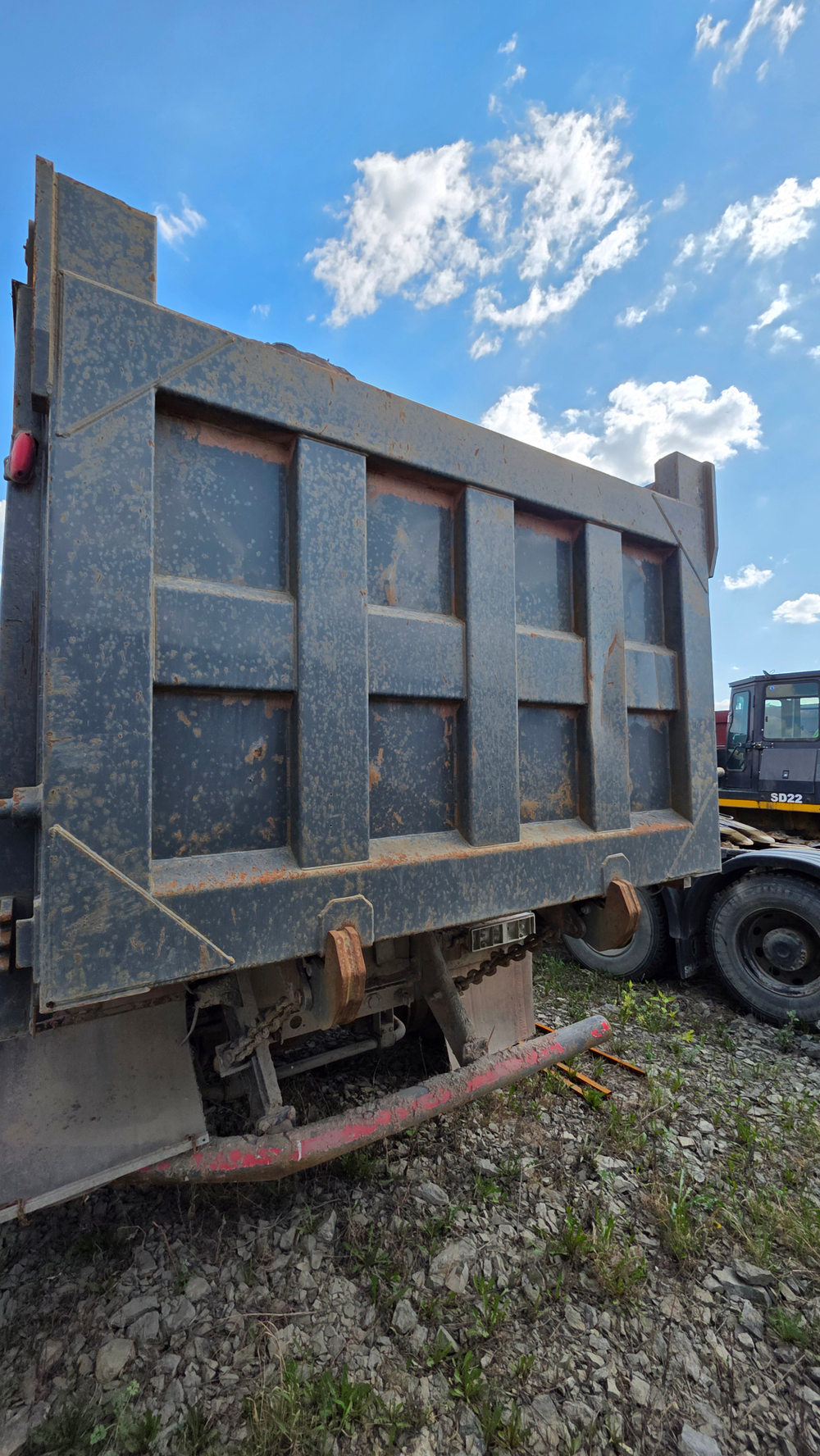 Shacman (Shaanxi) SX* 6x6 Самосвал SX32586W385C (Дизельный, 10,8 л, 441 л.с., МТ)
