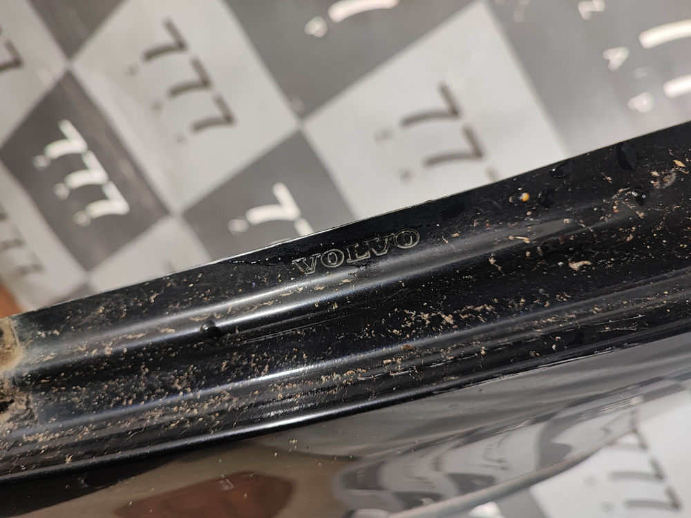 Крыло переднее правое Volvo XC70 2 09-16 Б/У Оригинал 31294003