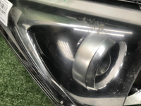 Битая Фара правая Hyundai Santa Fe 3 15-18 ксенон