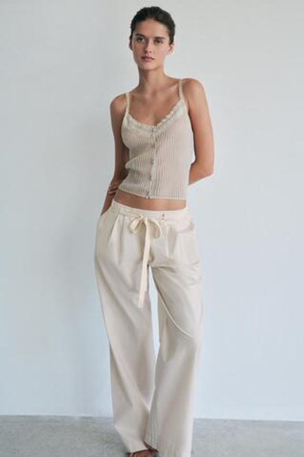 ZARA ТРИКОТАЖНЫЙ ТОП КРУПНОЙ ВЯЗКИ С КРУЖЕВОМ, ЗЕЛЕНОВАТЫЙ