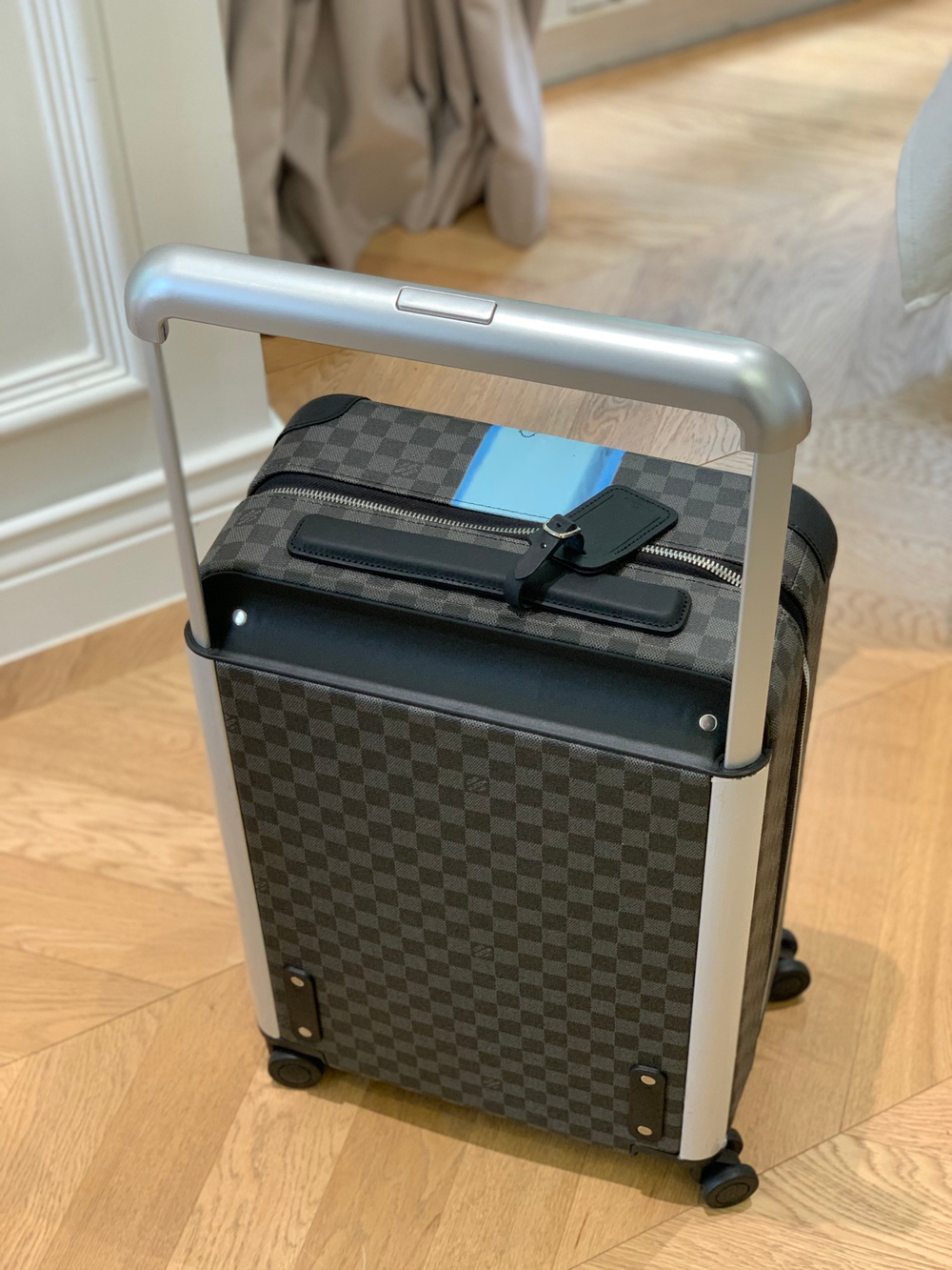 Louis Vuitton Horizon 55