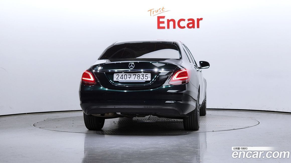 Mercedes-Benz C-Class W205 C200 (12.2019)