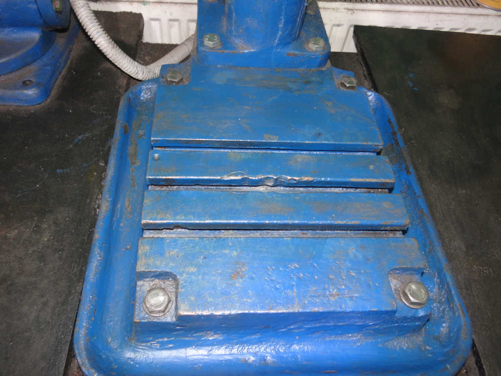 Станок сверлильный