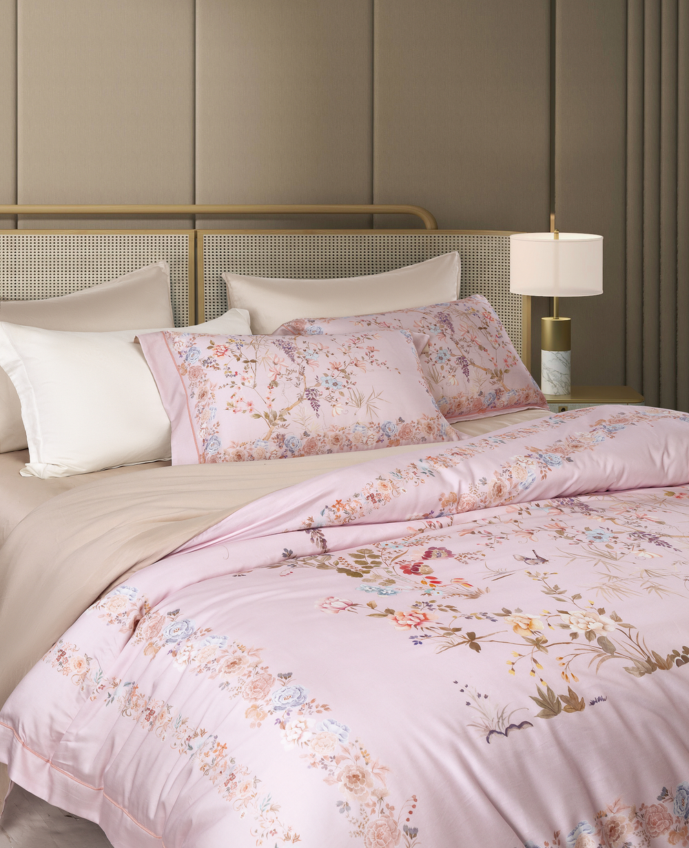 КПБ евро "Цветущая нежность" (с шёлком) под:200х230см, пр:245х250, нав:48х74см (2шт)