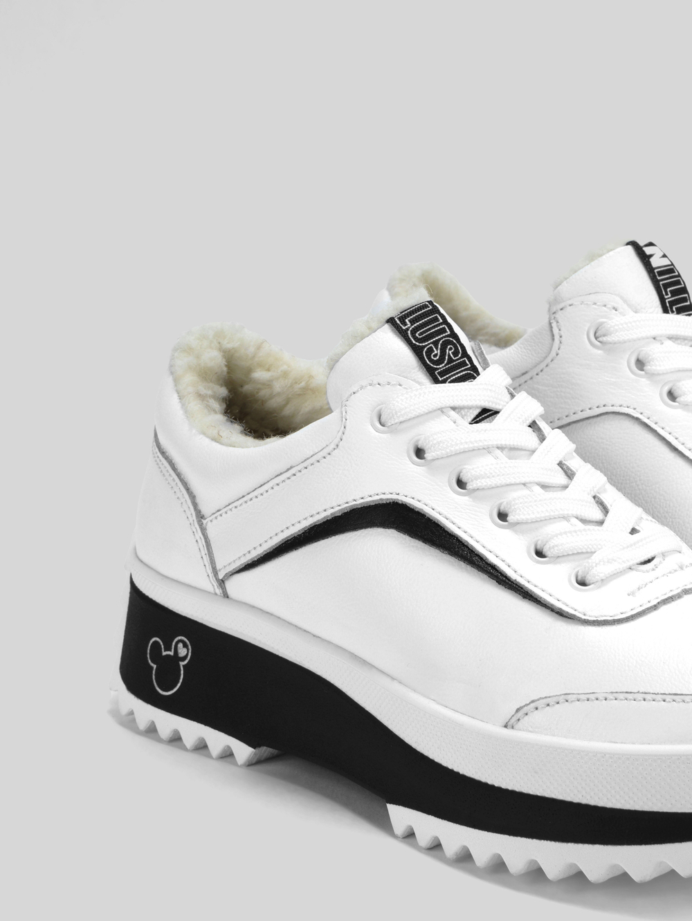 Кроссовки женские M698-1V