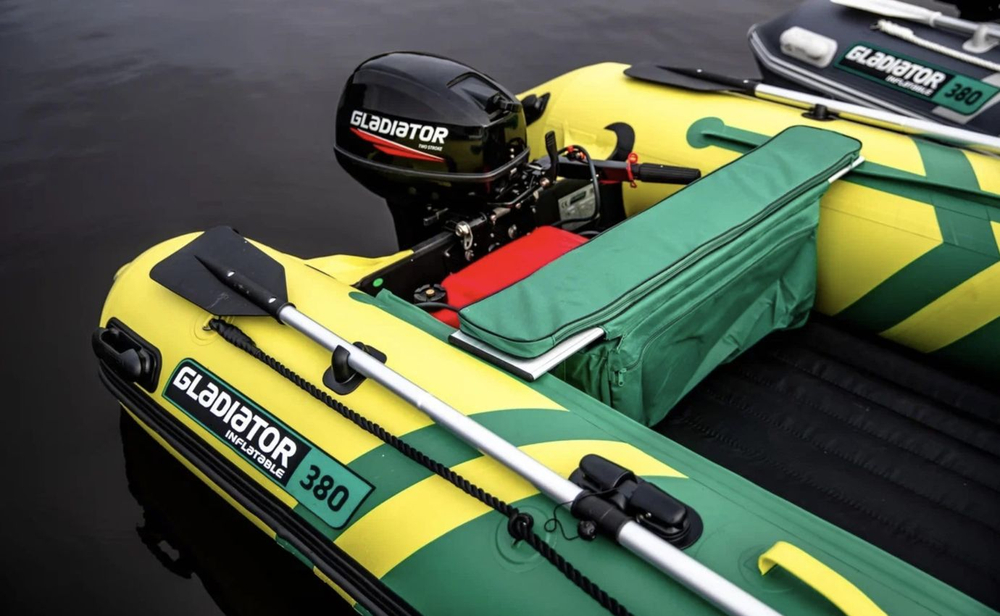 Лодка ПВХ GLADIATOR E380S