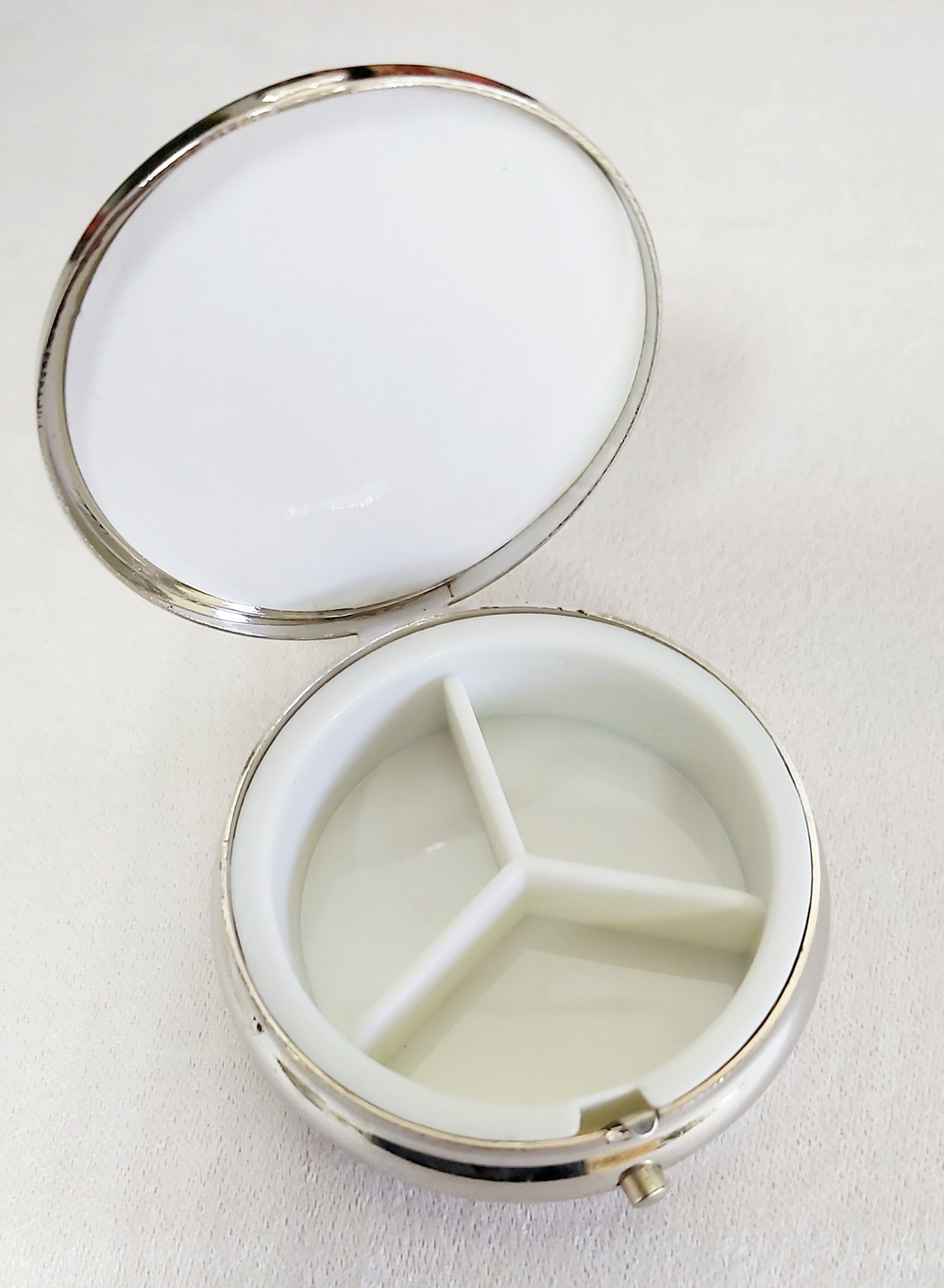 Таблетница с ручной росписью Палех "Белочки"