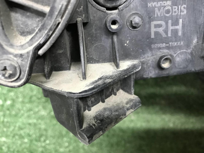 Фара правая Genesis G80 2 (2020-2024) LED