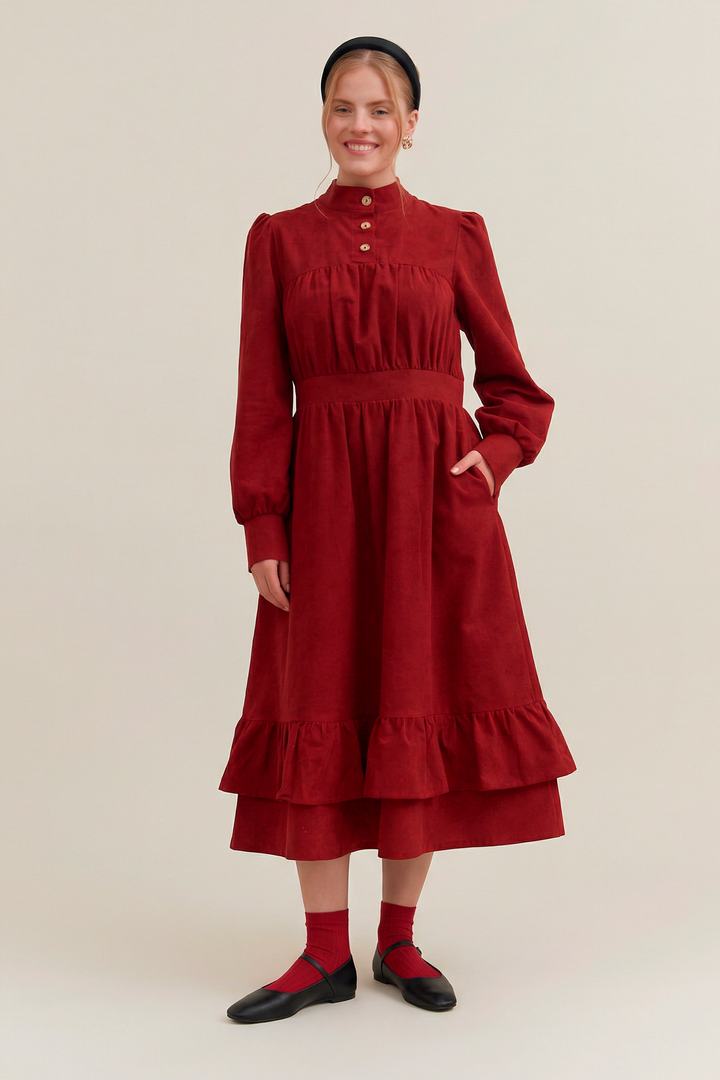 Платье с оборками