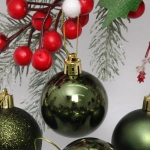 Новогодние шары 5 см (набор 24 шт) «Микс фактур», изумруд