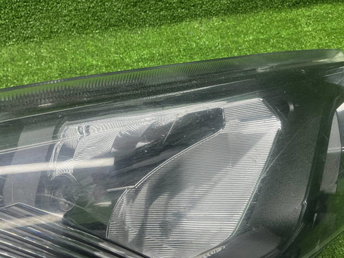 Фара правая Lada Granta (2018-н.в.) галоген