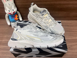 Off-White Be Right Back Braun