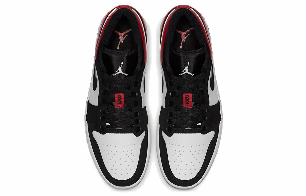 Кроссовки Jordan Air Jordan 1 Lowblack Toe