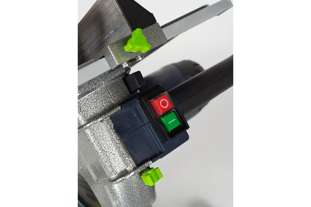 Tорцовочная пила AYGER с диском 255x30x2.8x60T MST-255/2000