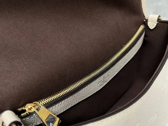 Сэтчел Louis Vuitton Diane кремовый