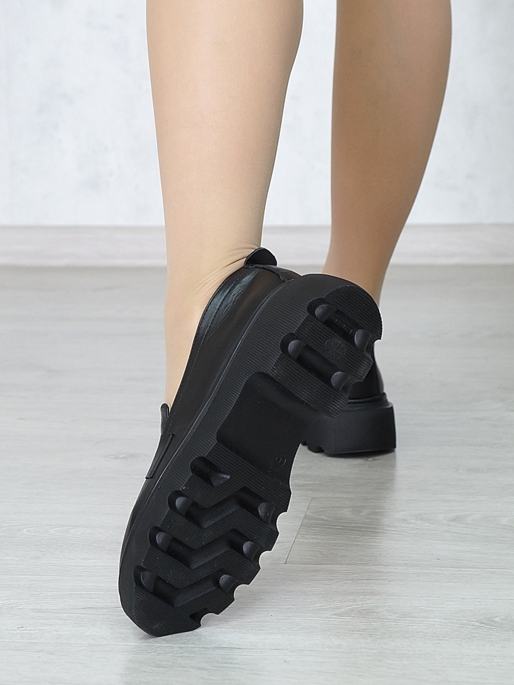 Лоферы женские MARCO MAGITNI 001-1