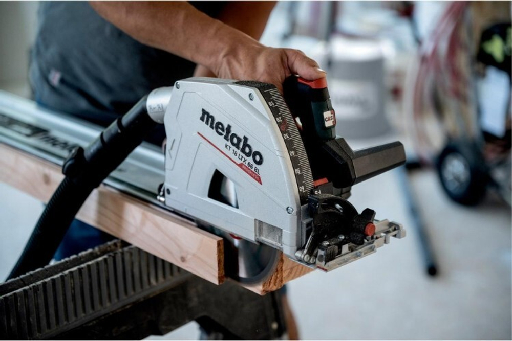 Пила циркулярная аккумуляторная METABO KT 18 LTX 66 BL 2х8.0 Ач 601866810