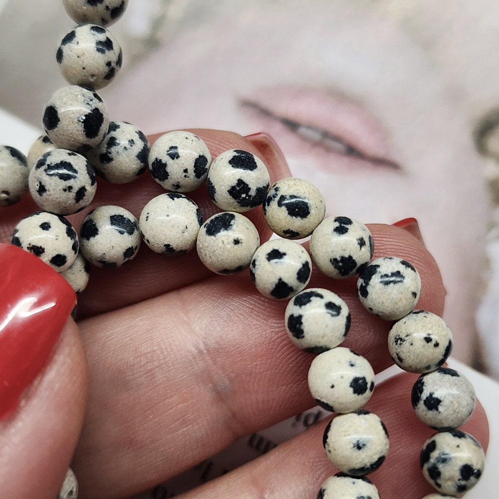 Порфир (яшма далматиновая), бусины шар 6мм