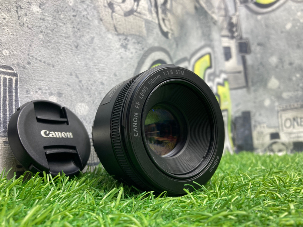 Canon EF 50mm 1.8 STM