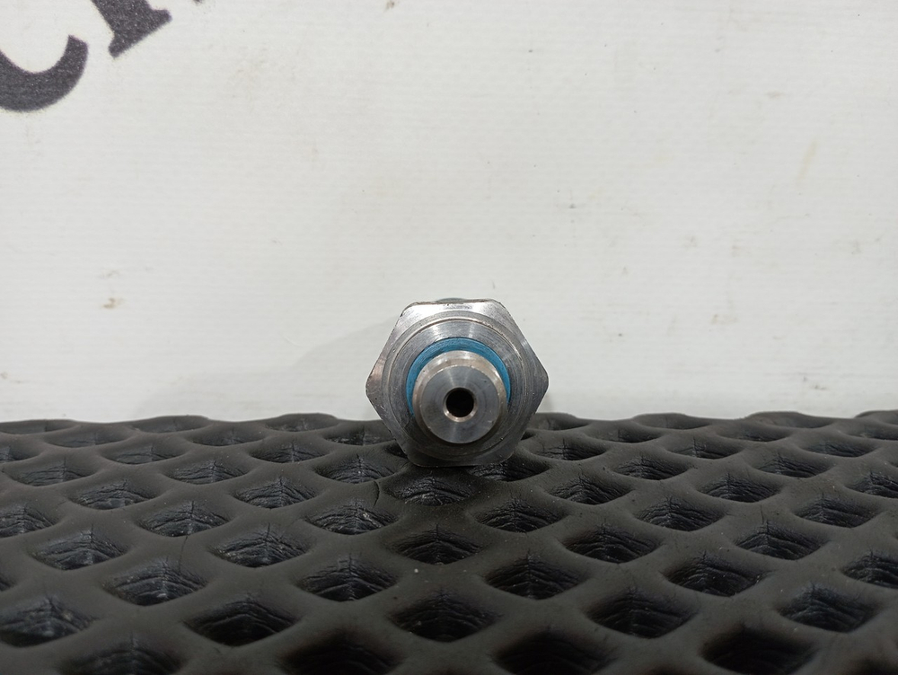 Датчик давления топлива 2018г.