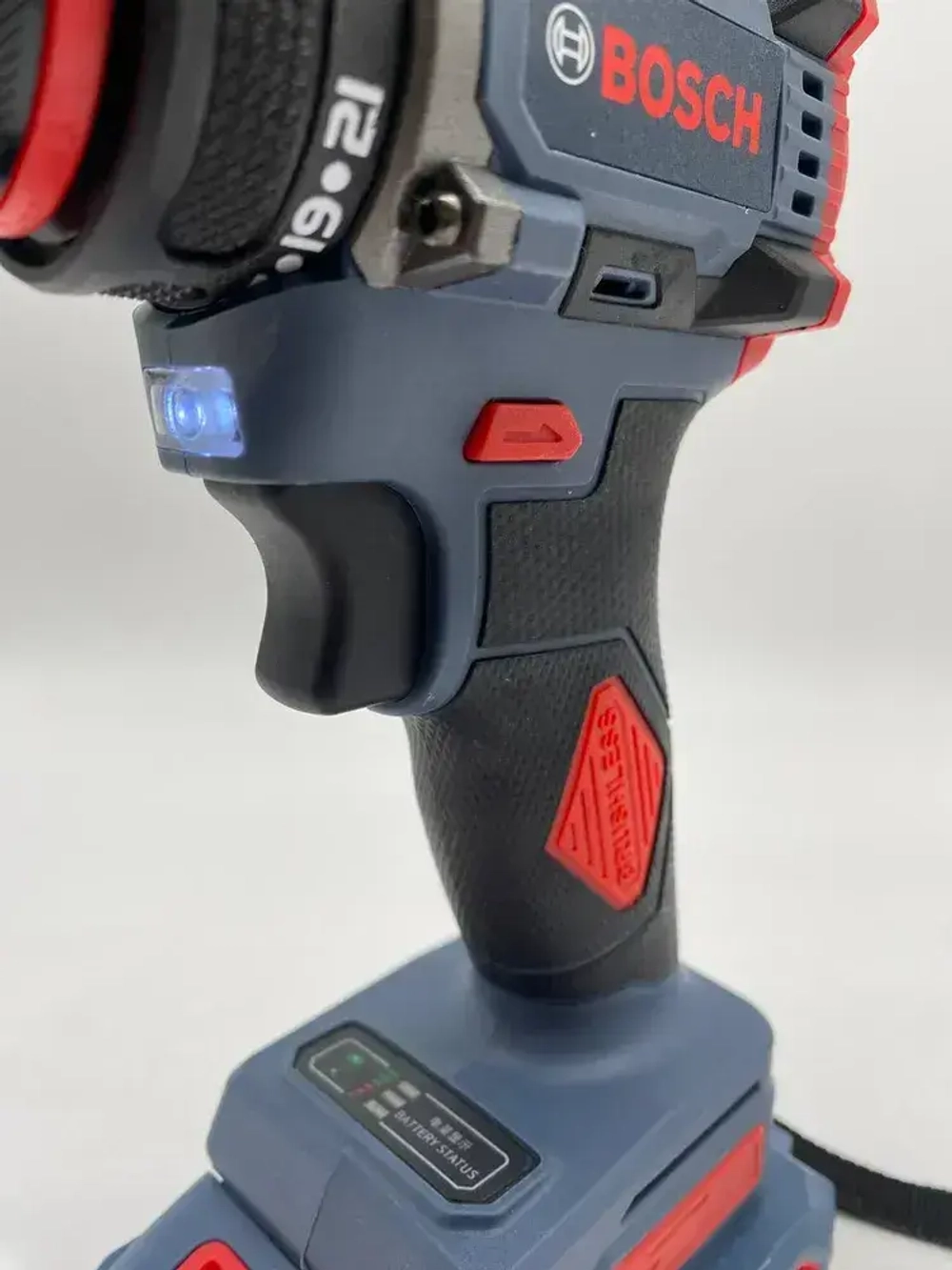 Bosch Дрель-шуруповерт, 48 В, 40 Нм, 2 АКБ