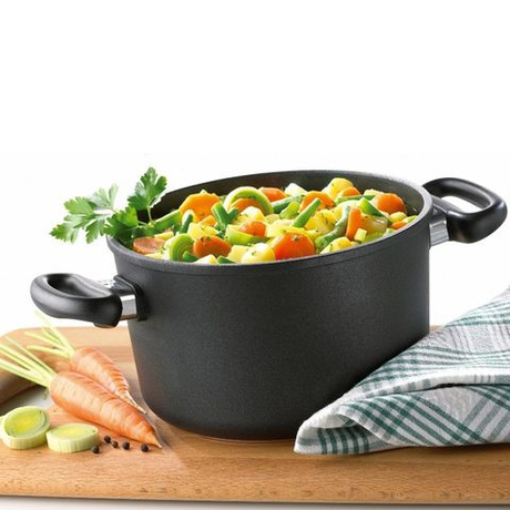 Кастрюля 6.5л AMT Gastroguss Frying Pans Titan