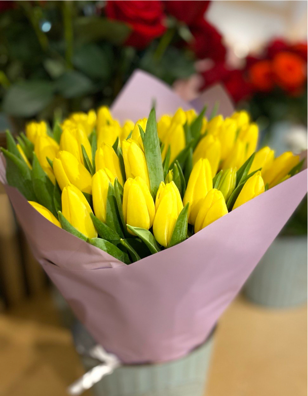 Букет из 51 жёлтого тюльпана Стронг Голд