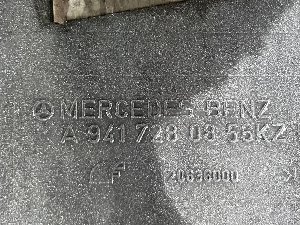 Продолжение двери левой