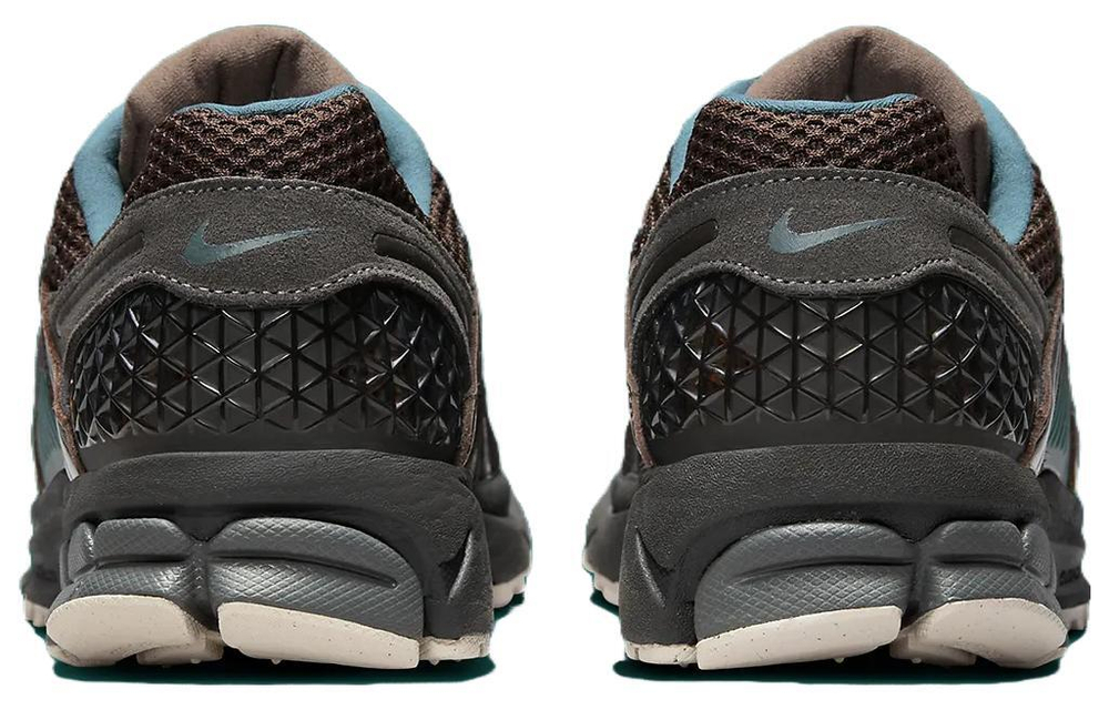 Кроссовки Nike Air Zoom Vomero 5