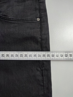 Джинсы темные 40 размер