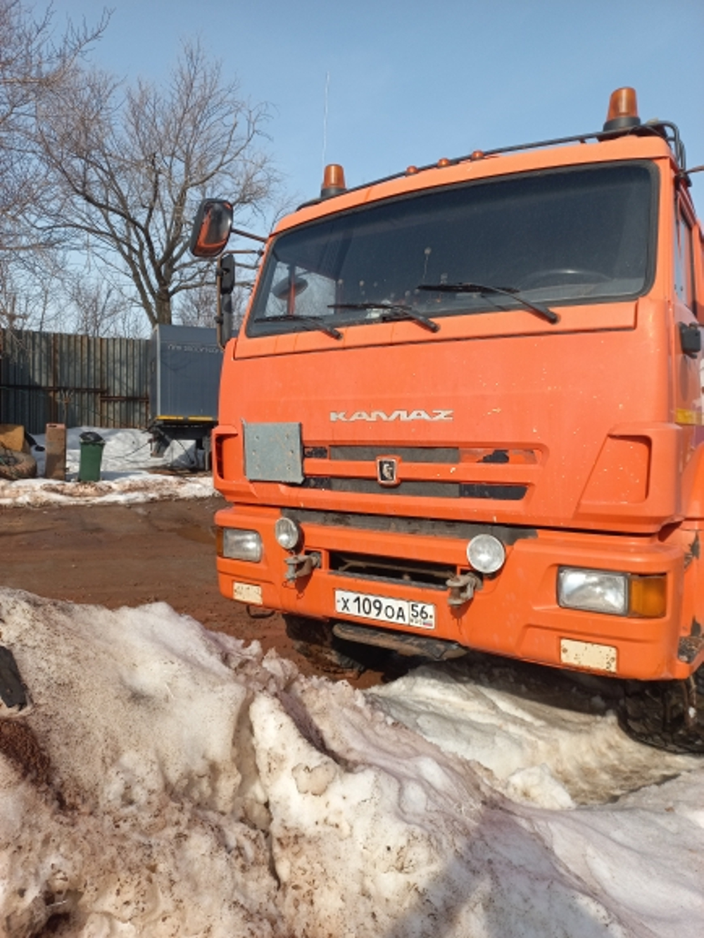 КамАЗ 53504 6x6 Седельный тягач 53504-46 (Дизельный, 11,8 л, 300 л.с., МТ)