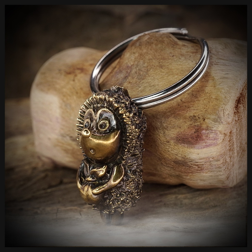 Брелок "Ежик" для ключей , сумок и рюкзаков , латунь