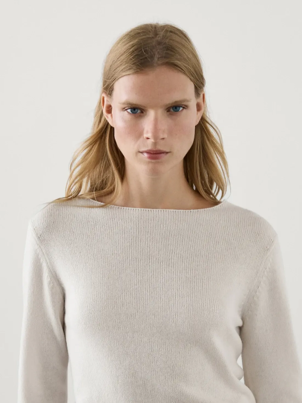 Massimo Dutti Свитер из тонкой шерсти с окантовкой, светло-бежевый