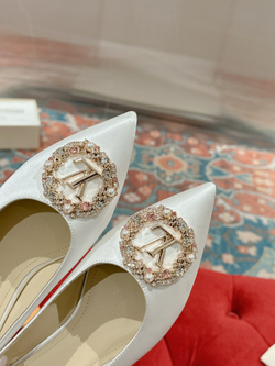 Louis Vuitton Met Flat Ballerina