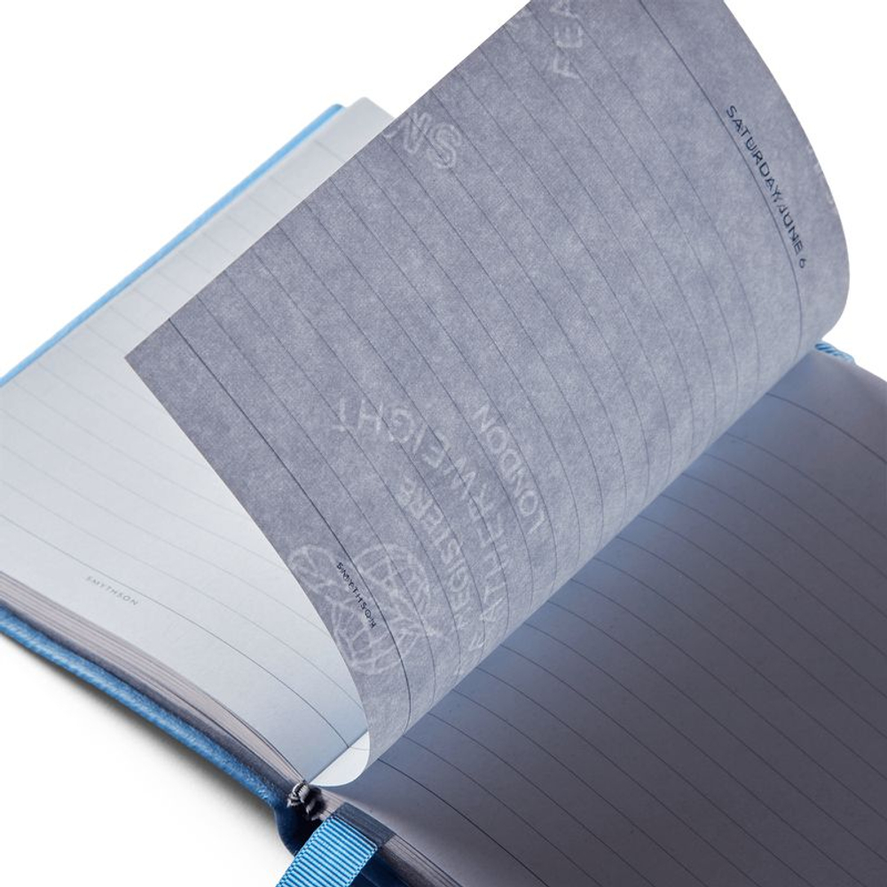 Smythson Ежедневник 2026 Premier Daily Fashion Diary in Panama, Lilac