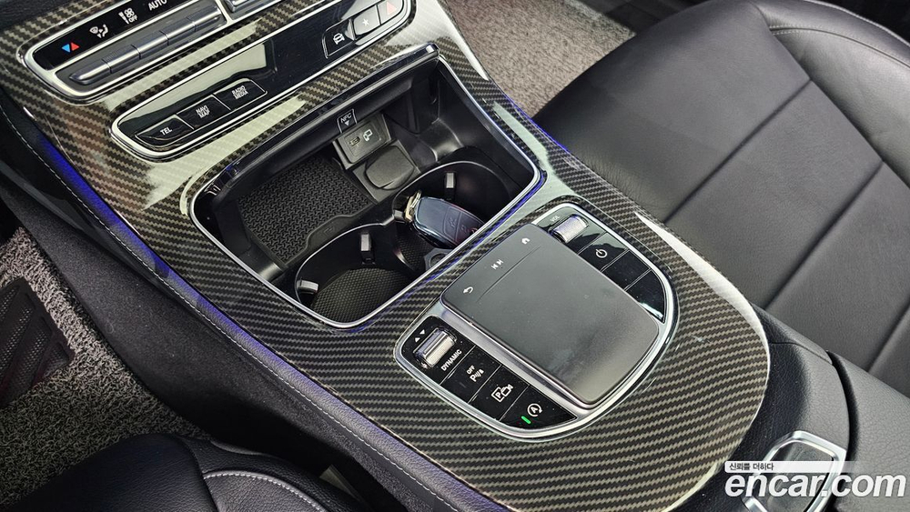 Mercedes-Benz E-Class W213 E250 Avangarde (08.2021)
