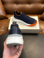 Кроссовки Santoni