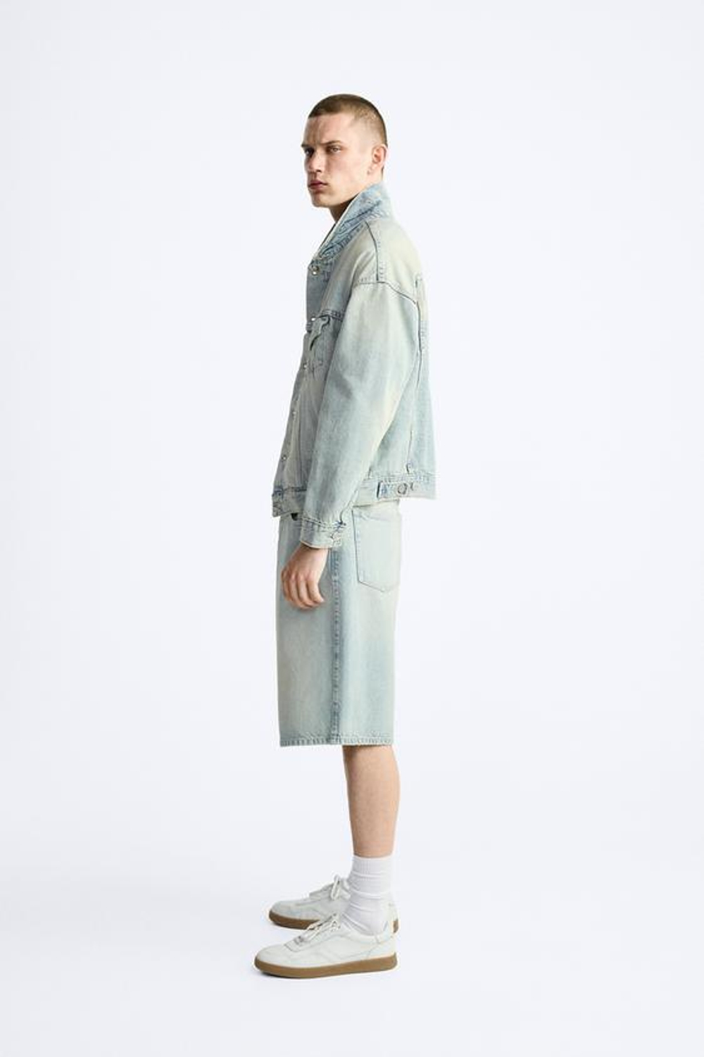 ZARA ДЖИНСОВЫЕ ШОРТЫ BAGGY-FIT, СИНИЙ