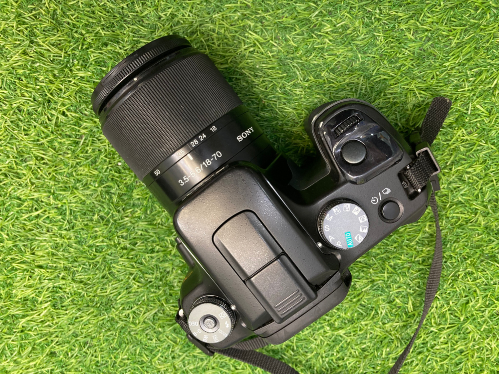 Sony A100 Kit 18-70mm DT