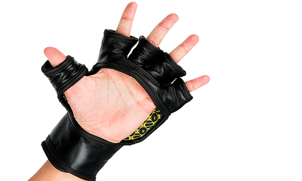 UFC Премиальные MMA тренировочные перчатки 6 унций чёрные L/XL