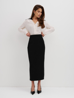 Блуза с черной планкой, молочная