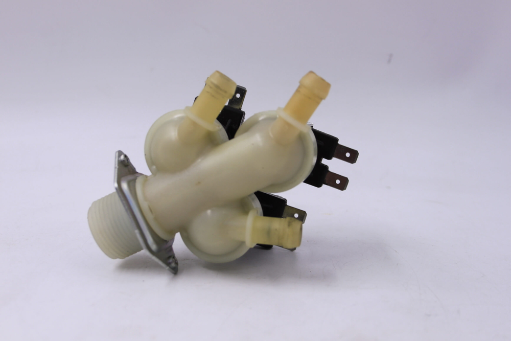 Электромагнитный заливной клапан стиральной машины 17438100000419