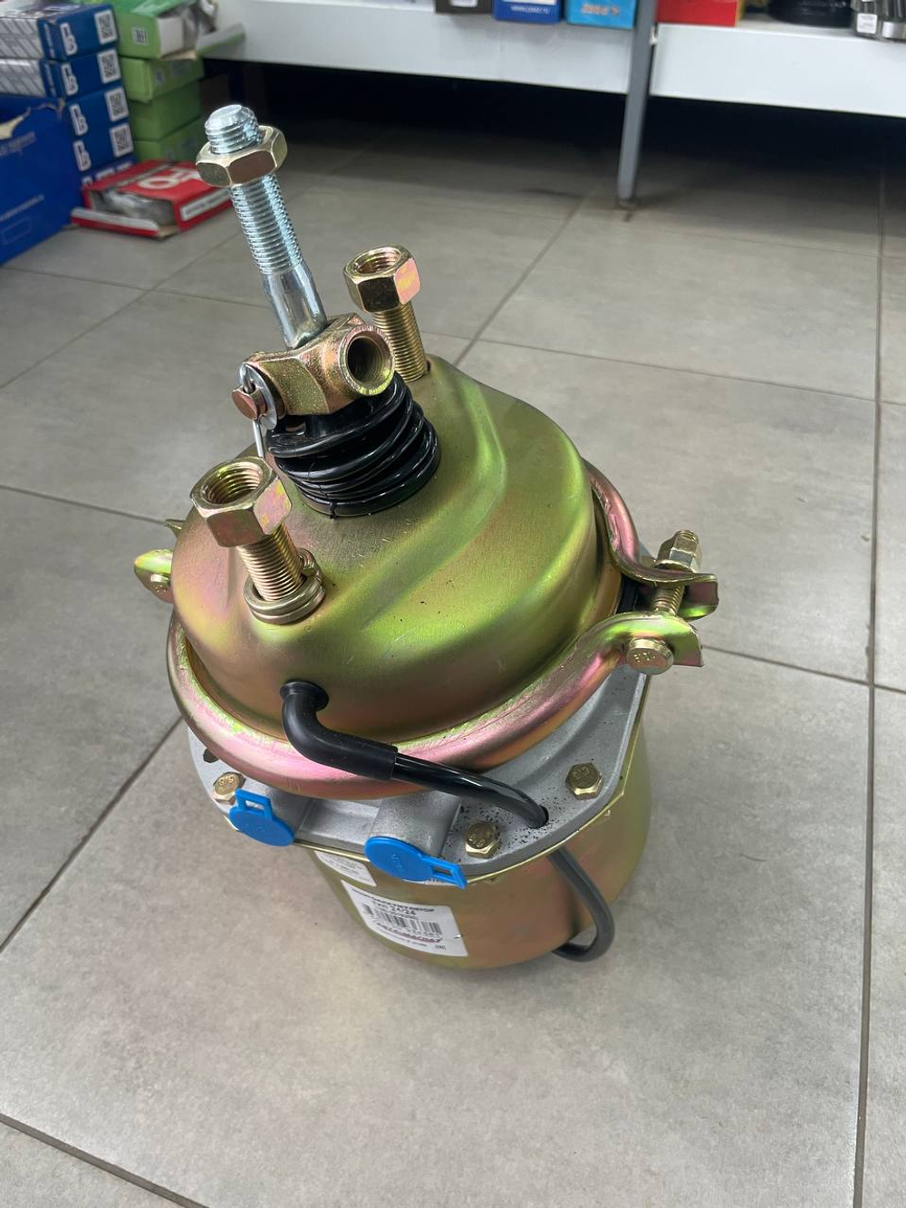 Энергоаккумулятор а/м КАМАЗ, МАЗ, ЗИЛ, КРАЗ тип 24/24 TRUCKMARK