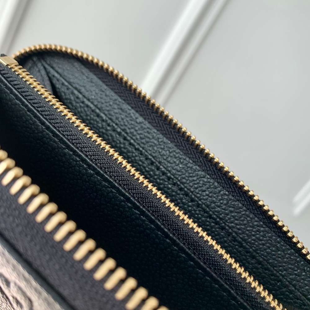 Louis Vuitton Margot Wallet