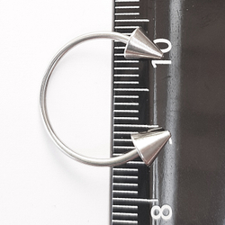 Подкова, циркуляр для пирсинга 16 мм, толщина 1.2 мм, диаметр конусов 5 мм. Сталь 316L. 1шт