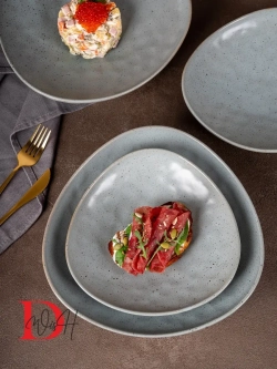 Набор посуды 2 тарелки мятый фарфор 20 см