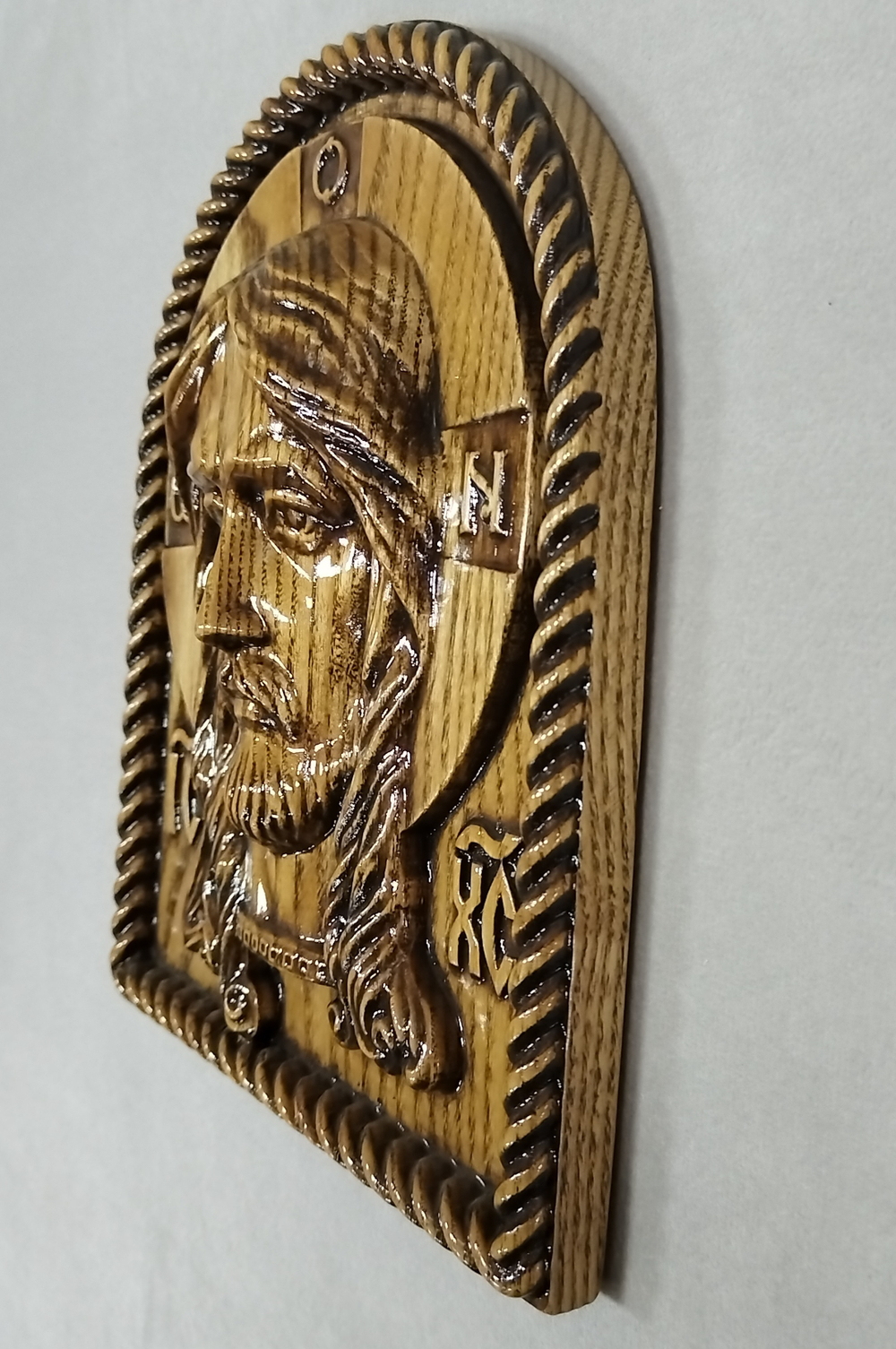 Деревянная икона "СПАС НЕРУКОТВОРНЫЙ"